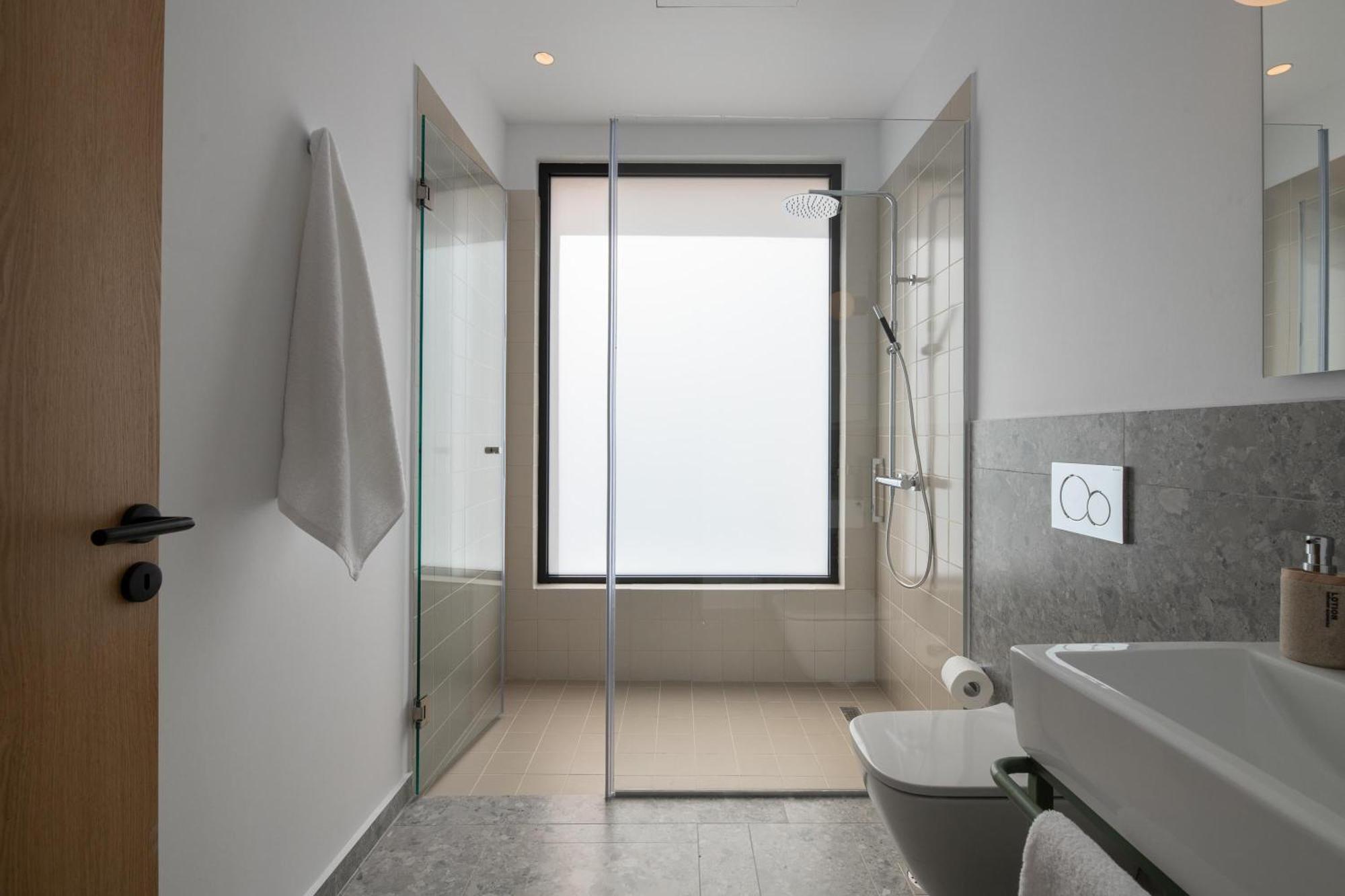 Nisi Living Concept Vilă *